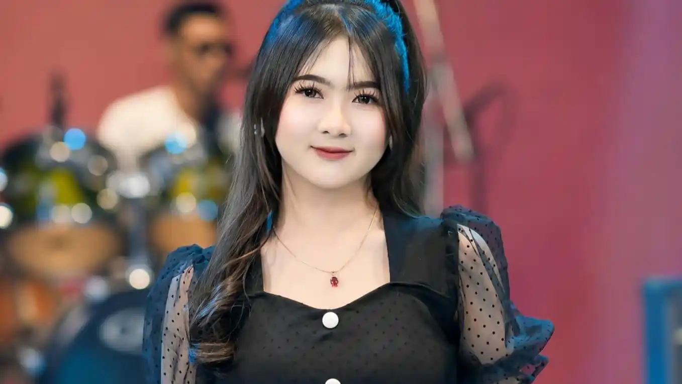 Ochi Alvira Biodata, Umur dan Agama Lengkap Ochi Alvira Biodata, Umur dan Agama Lengkap