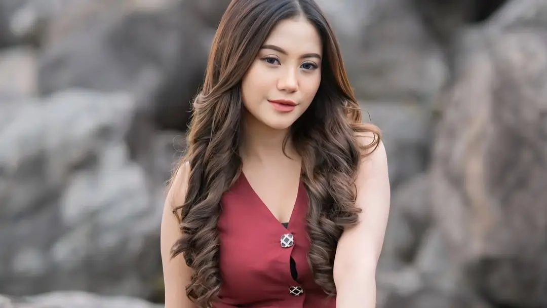 Fira Cantika Biodata, Usia dan Agama Terbaru