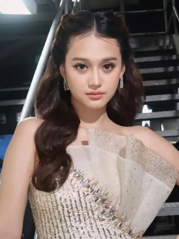 Esta Pramanita Biodata, Usia dan Agama Lengkap